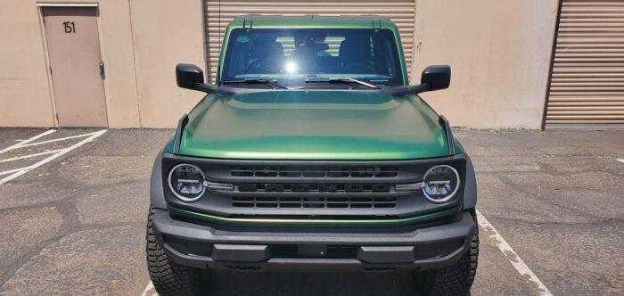 2022 Ford Bronco – Eruption Green Base 2-Door - Image 5