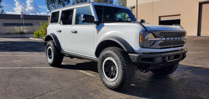 2022 Ford Bronco – Oxford White Badlands 4-Door