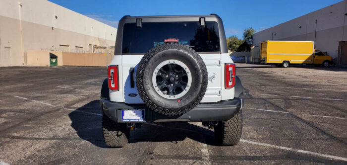 2022 Ford Bronco – Oxford White Badlands 4-Door - Image 6