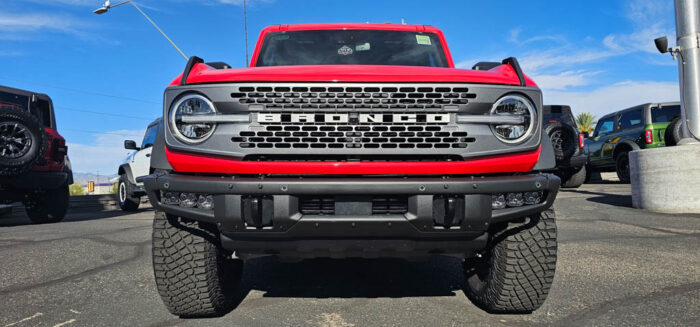 2023 Ford Bronco – Race Red Badlands 4-Door