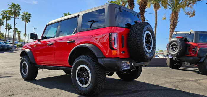 2023 Ford Bronco – Race Red Badlands 4-Door - Image 3